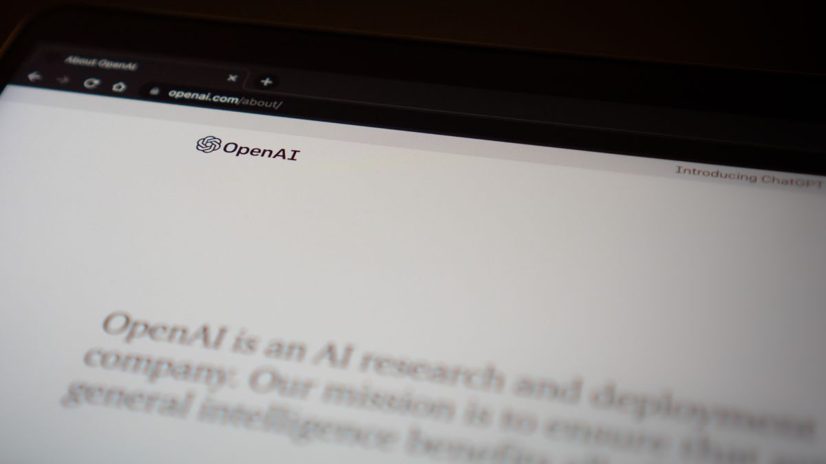 openai-may-introduce-gpt-builder-for-chatgpt-users-soon-report